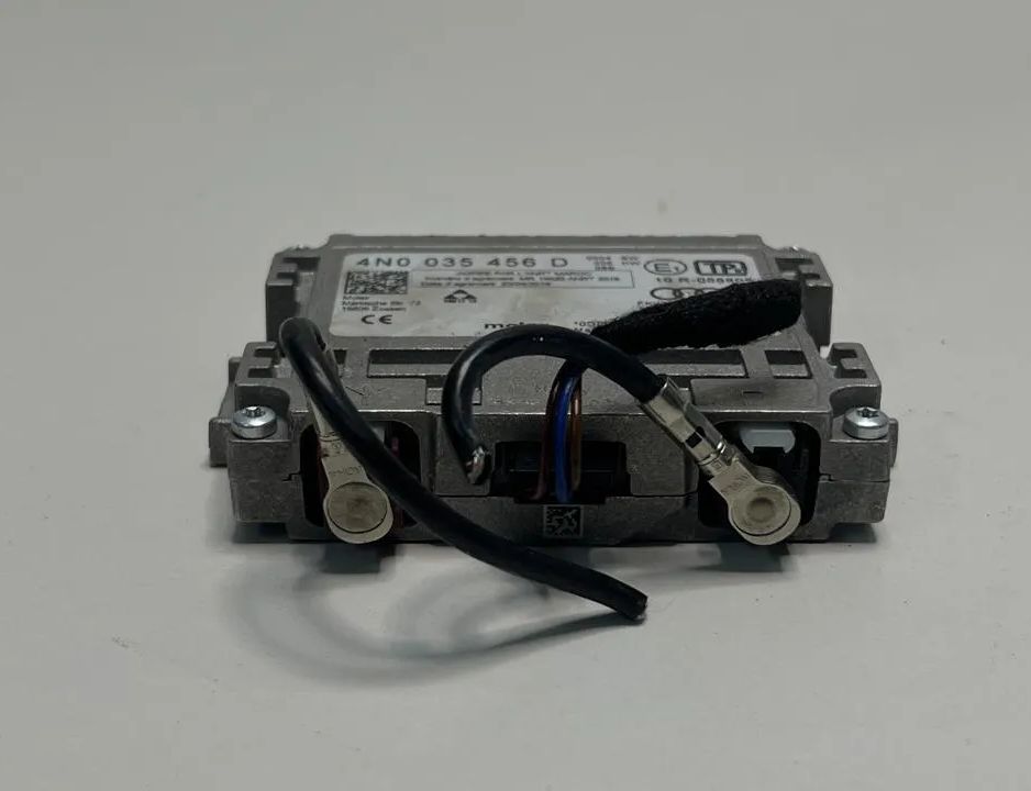 AUDI Q5 FY (2016-2024) Zosilňovač antény na kufri 8W8959107B 32976496