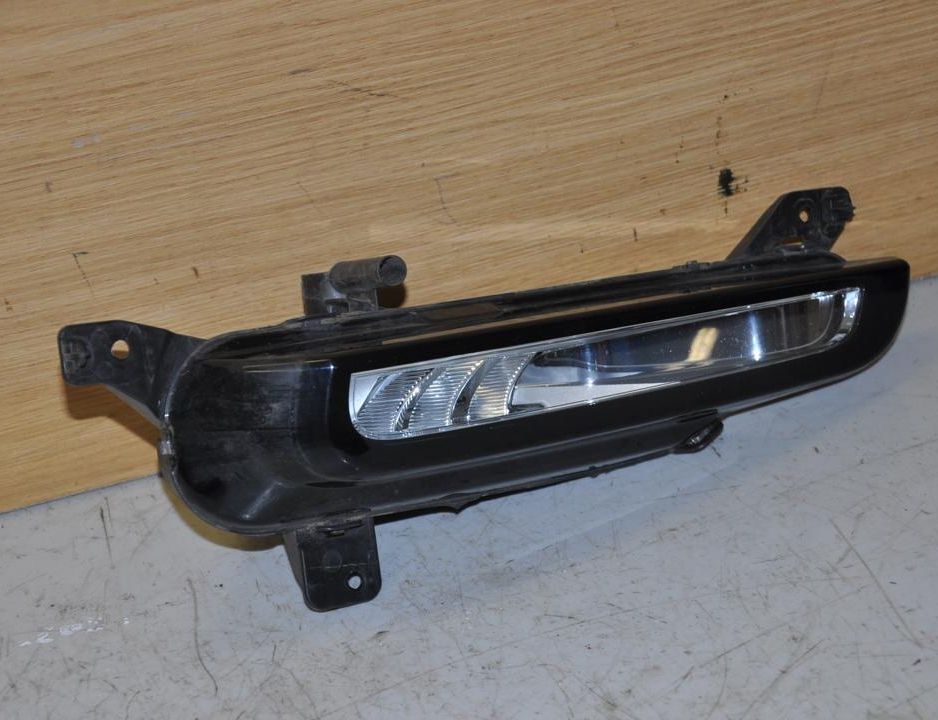 LAND ROVER Range Rover Evoque L538 (1 gen) (2011-2020) Ľavé predné hmlisté svetlo GJ3215201AA 33109997