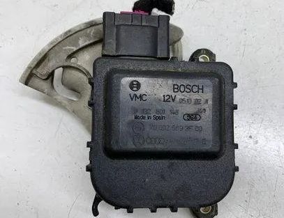 AUDI A4 B5/8D (1994-2001) Ventily na ovládanie vnútorného kúrenia 8D1820511E,0132801148 23935082