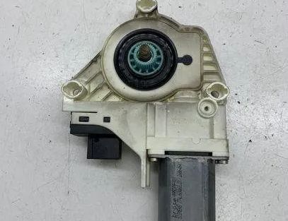 AUDI A6 C6/4F (2004-2011) Маторчик стеклоподъемника передней левой двери 4F0959801B 23943864