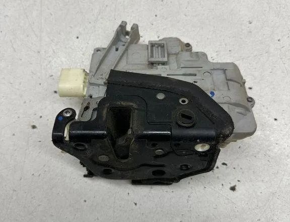 VOLKSWAGEN Passat B8 (2014-2023) Замок задней правой двери 3C4839016A 30592116