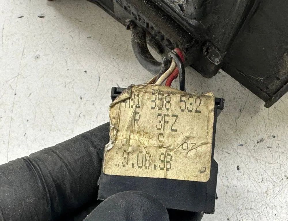 AUDI A6 C8/4K (2018-2024) Pravé krídlo zrkadlo 4B1858532 30594068