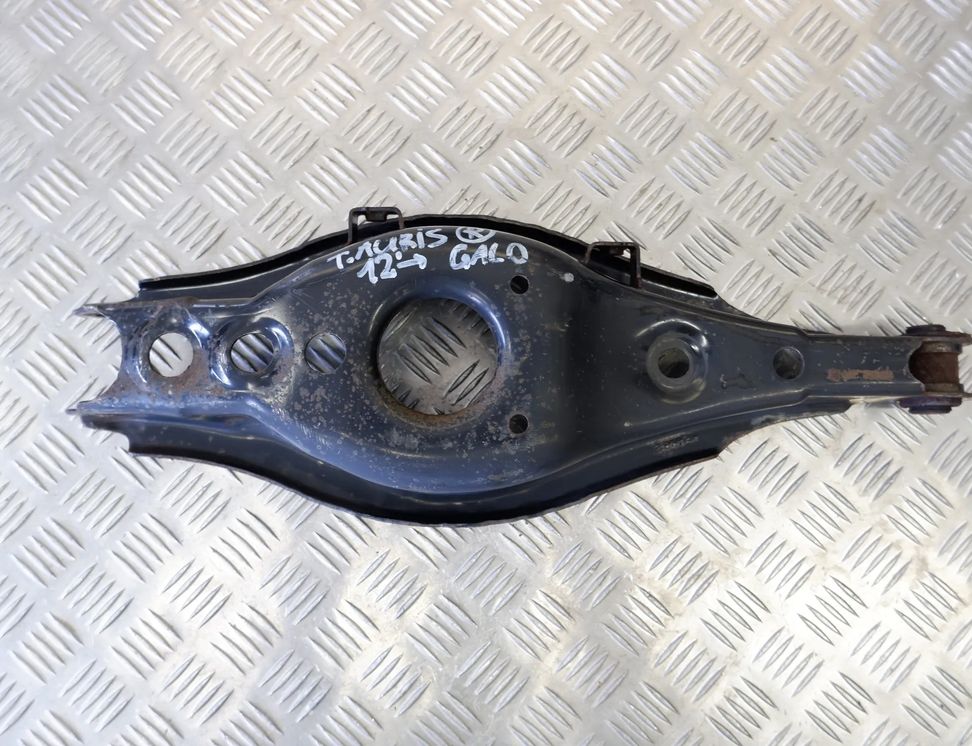 TOYOTA Auris 2 generation (2012-2015) Rear Right Arm 48730-05070 13525474