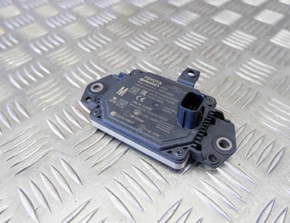 TOYOTA Yaris 4 generation (2020-2023) Distronic 88210-0D040 15379938
