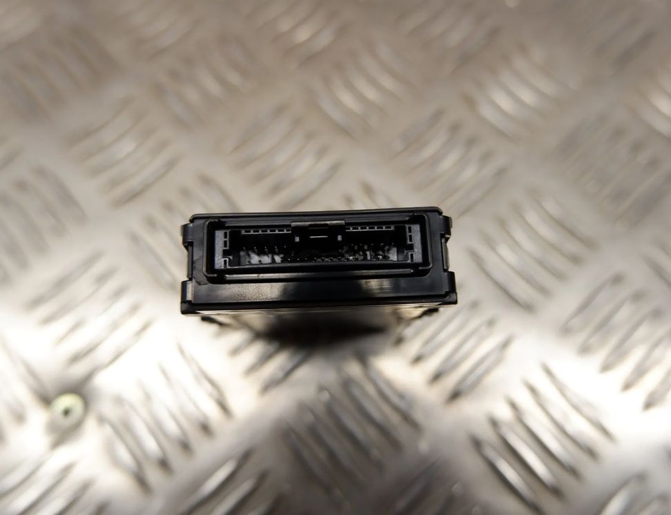 TOYOTA Prius 4 generation (XW50) (2015-2023) Kontrolná jednotka brány 89111-47062 22687855