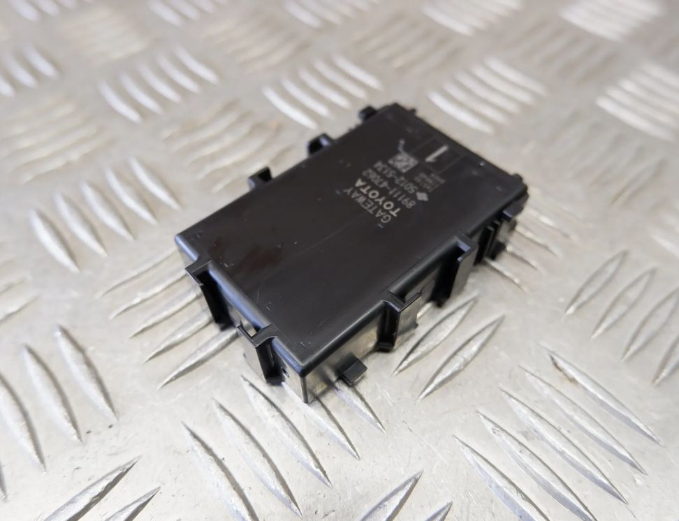 TOYOTA Prius 4 generation (XW50) (2015-2023) Kontrolná jednotka brány 89111-47062 23760384