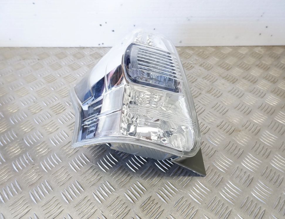 TOYOTA Prius Plus 1 generation (2012-2020) Ľavé zadné koncové svetlo 81561-47140 24604021