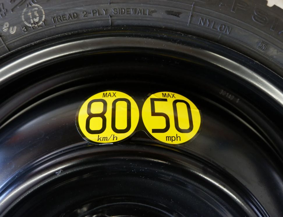 TOYOTA Yaris 4 generation (2020-2023) Запаска 4261B-K0010 29997583