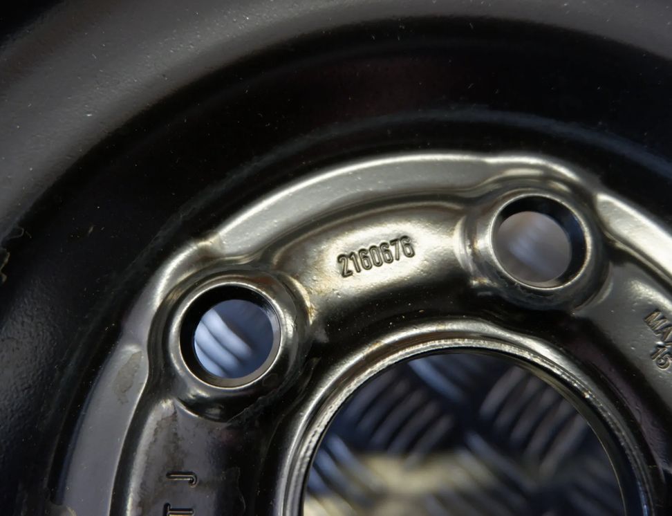 TOYOTA Yaris 4 generation (2020-2023) Запаска 4261B-K0010 29997583