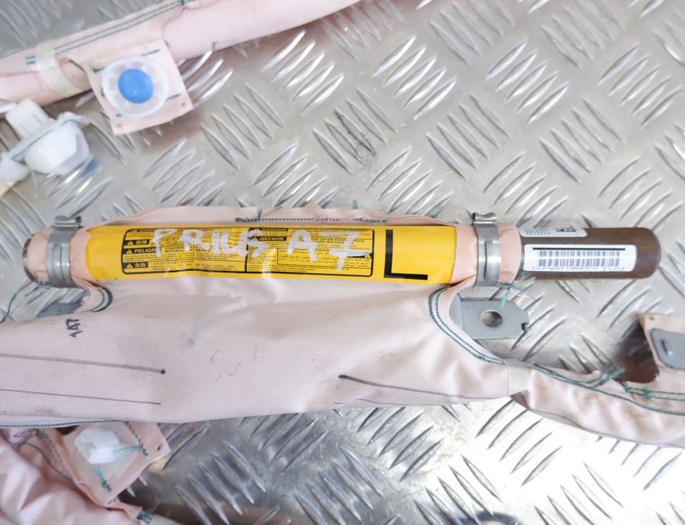 TOYOTA Prius 3 generation (XW30) (2009-2015) Подушка безопасности потолка левая 62180-47020 4224578