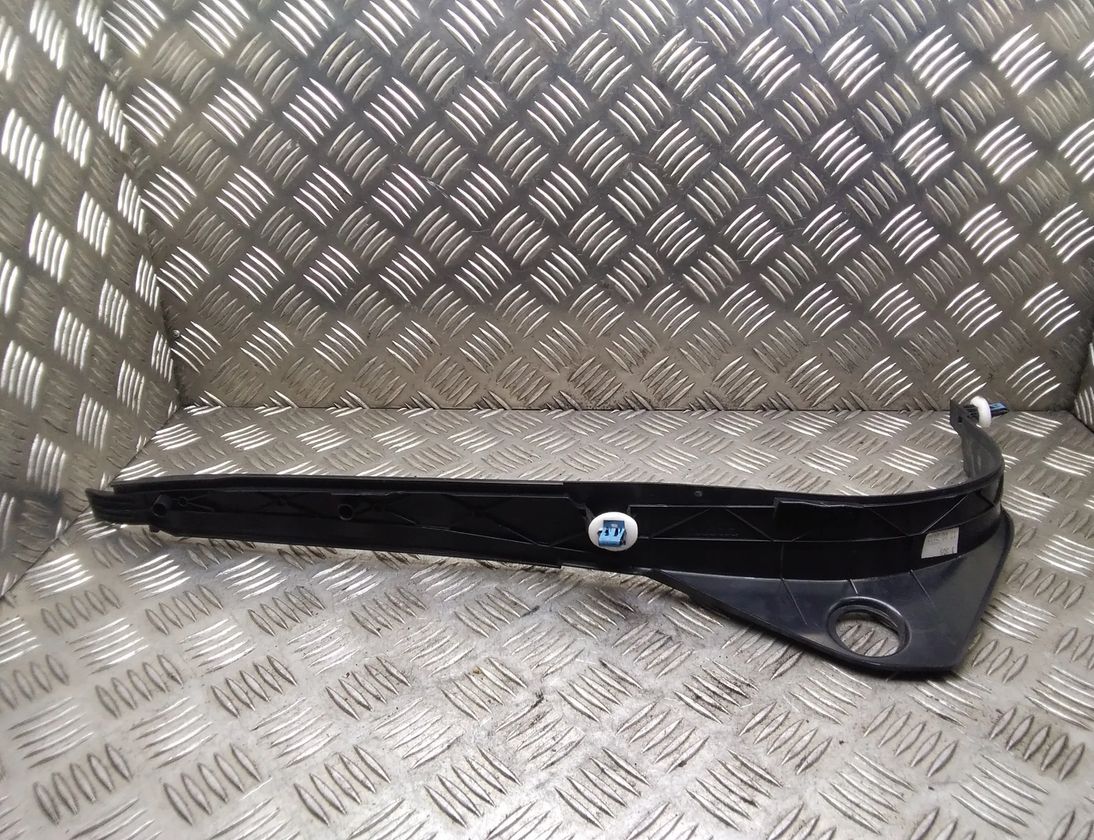 VOLVO V60 1 generation (2010-2020) Панель передней левой двери 30715887 14755371