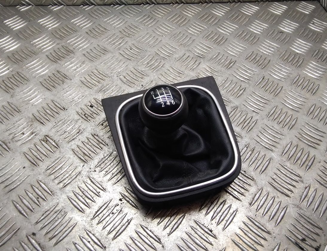 VOLKSWAGEN Golf 5 generation (2003-2009) Кожаная накладка на рычаг 1k0711113 15152822