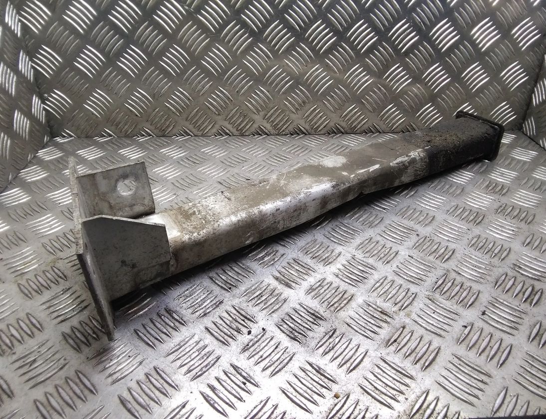 PEUGEOT 308 T7 (2007-2015) Bumper support panel 17447111