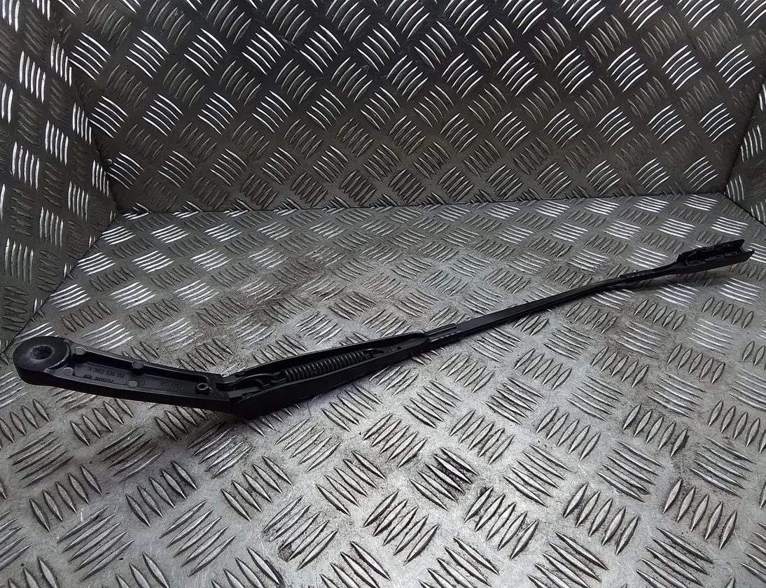 AUDI A3 8V (2012-2020) Front wiper blade arm 8v1955407 27371164