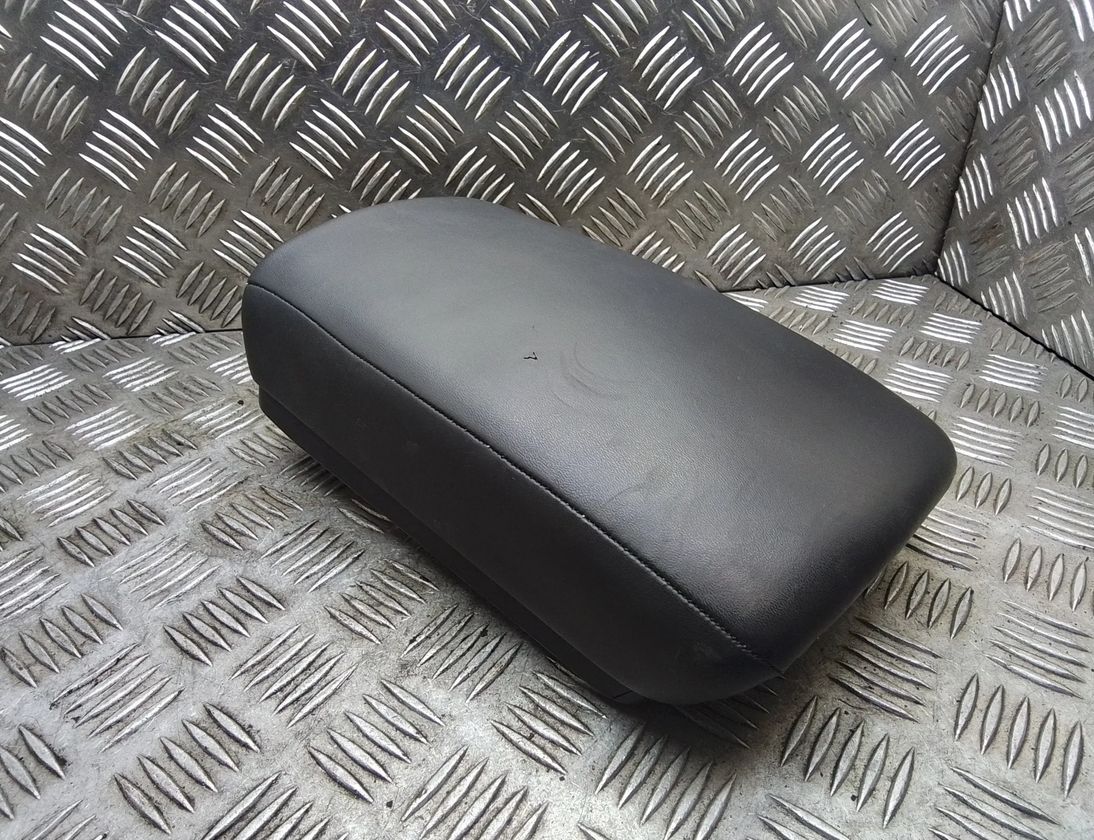 NISSAN Qashqai 1 generation (2007-2014) Armrest p13200a770g0,13200a770g0,13200a770g,13200a770 27802439