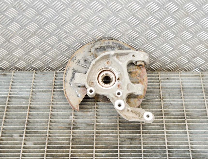 AUDI A1 8X (2010-2020) Pravý zadný náboj kolesa 5Q0505436J 10026958