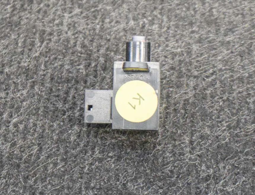 TESLA Model 3 1 generation (2017-2024) Exhaust gas temperature sensor 1045664-04-D 10835846