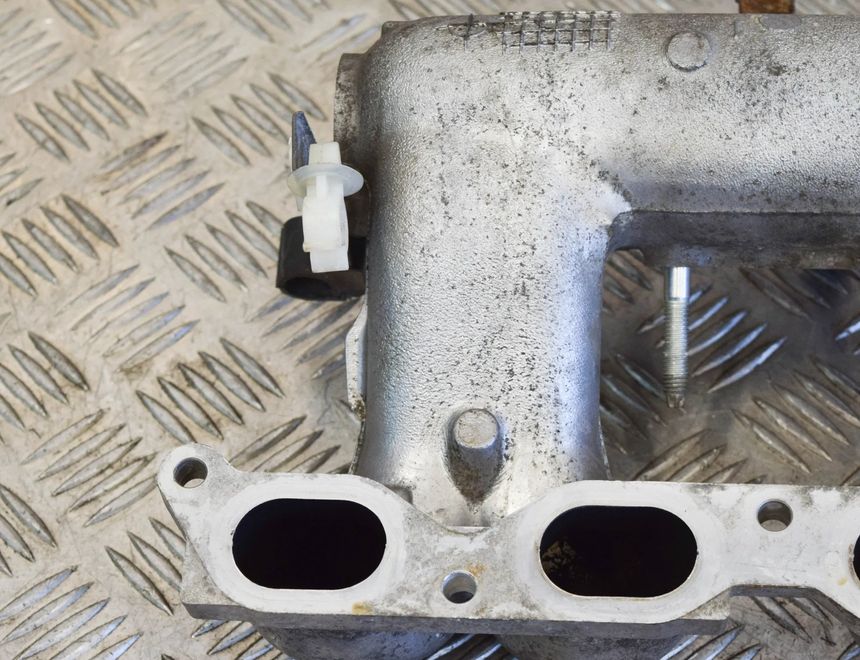 TOYOTA Prius 2 generation (XW20) (2003-2011) Впускной коллектор 1NZ-FXE 11233588