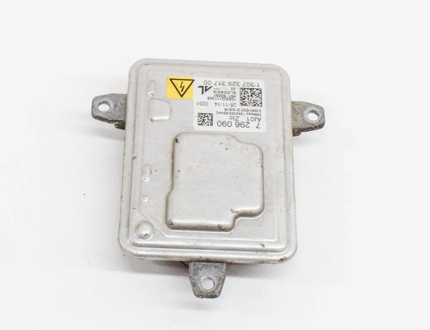 BMW 4 Series F32/F33/F36 (2013-2020) Xenónová svetelná riadiaca jednotka 130732931700,7296090 11457685