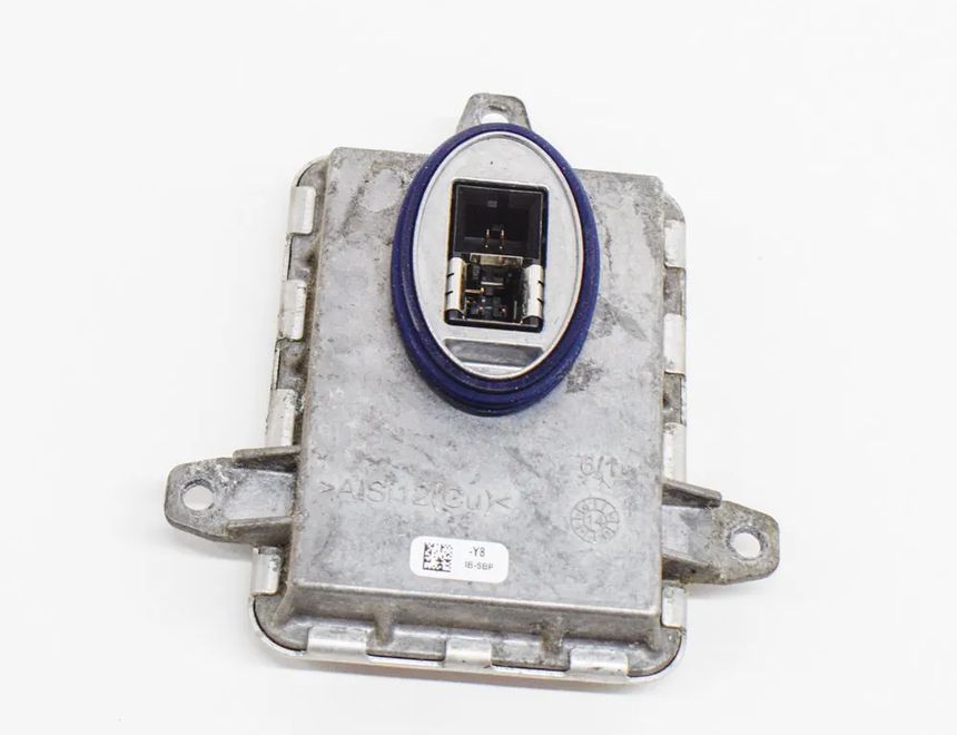 BMW 4 Series F32/F33/F36 (2013-2020) Xenónová svetelná riadiaca jednotka 130732931700,7296090 11457685