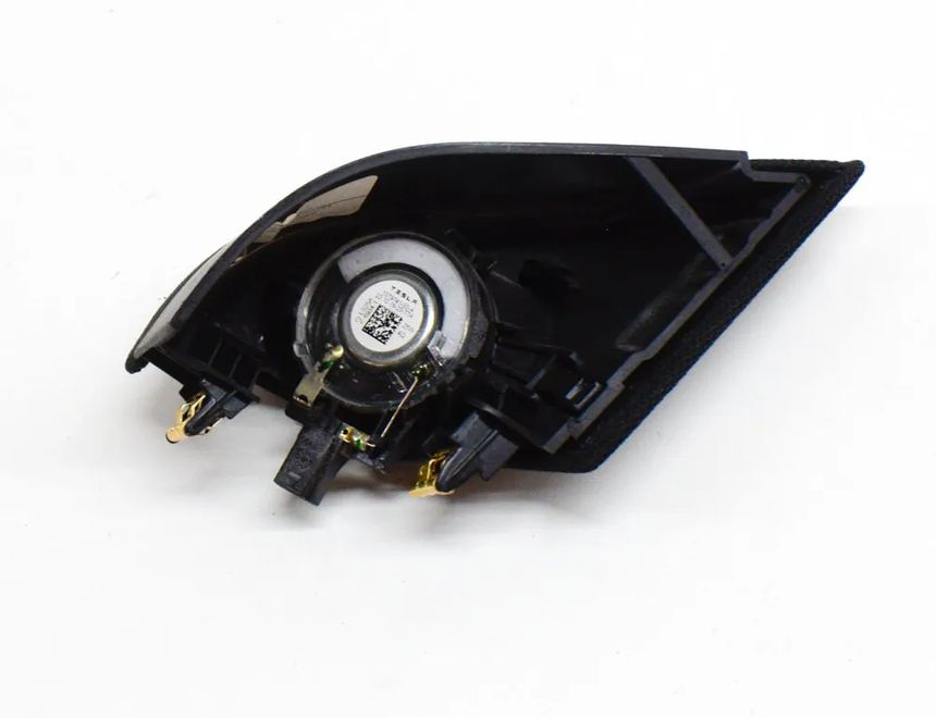 TESLA Model 3 1 generation (2017-2024) Колонка  дверей передняя правая 1095657-00-F,1079741-00-A 11495458