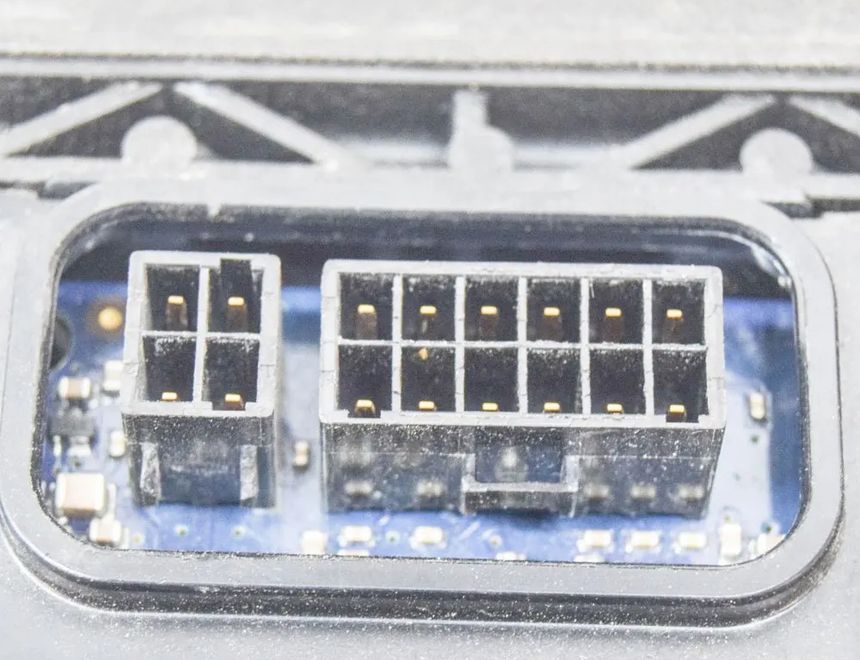 AUDI Q5 8R (2008-2017) Front left headlamp control unit 11586782