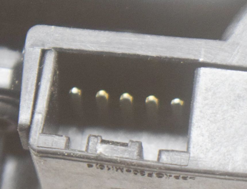 TESLA Model 3 1 generation (2017-2024) Вентиляционные отверстия в приборной панели 2301092X,2063098X,2080547X,2300152X,T0529620,1095415 12683136