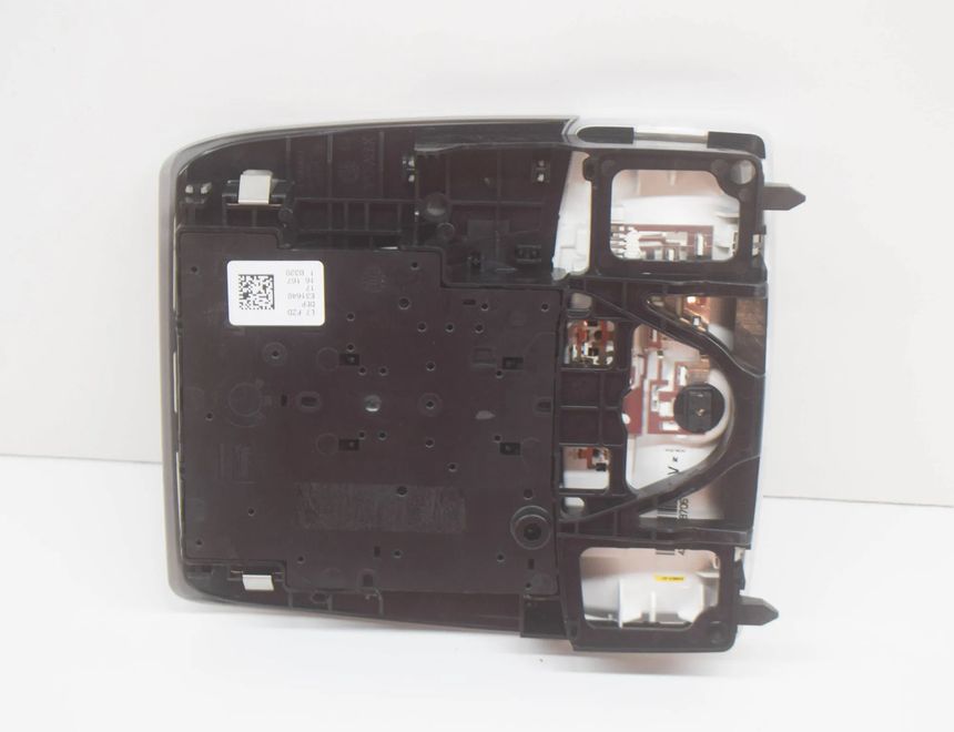 BMW 3 Series F30/F31 (2011-2020) Освещение салона E31640 13281411