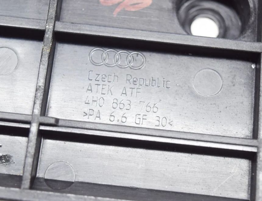AUDI A8 D4/4H (2010-2018) Ostatné vnútorné časti 4H0863766 14220602