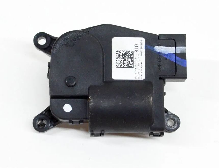 TESLA Model 3 1 generation (2017-2024) Клапаны управления внутренним подогревом 1500623-00-A 14464621