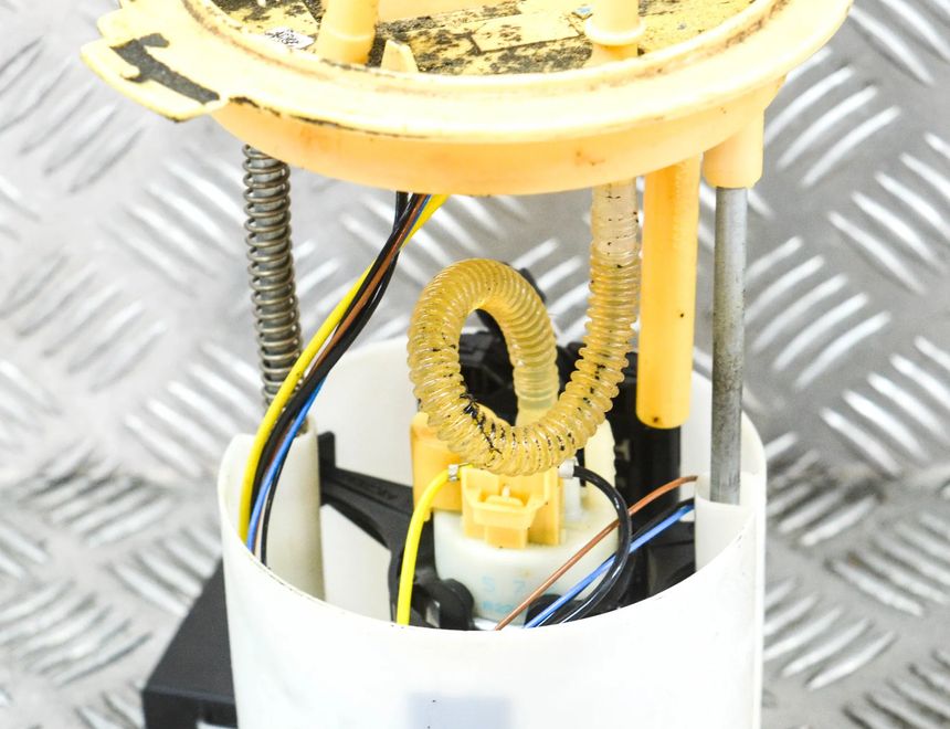 VOLKSWAGEN Scirocco 3 generation (2008-2020) V nádrži palivové čerpadlo 1K0919050AB,A2C53434508 14577217