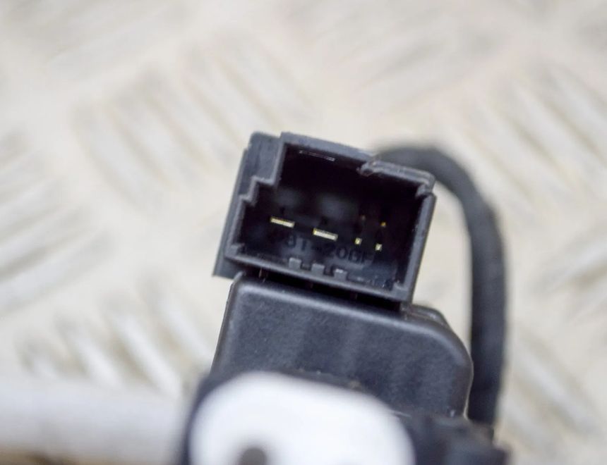 BMW X5 F15 (2013-2018) Zámok na piate dvere 966929,163672-10,7269543,147778-10,7303443 14650603