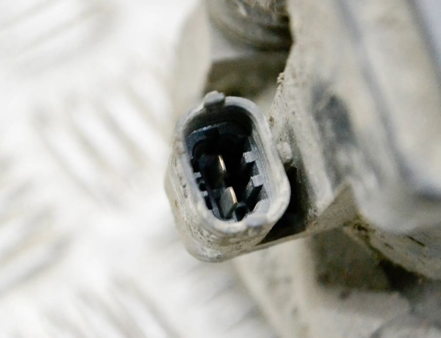 TESLA Model 3 1 generation (2017-2024) Супорт тормозов задний левый 1044624-00-H 14892286