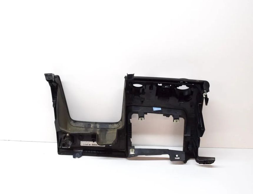 MASERATI Ghibli 3 generation (2013-2024) Panel Trim Lower 06700257660,670012666,105821885C,FA00AAG91359,670025766 14905793