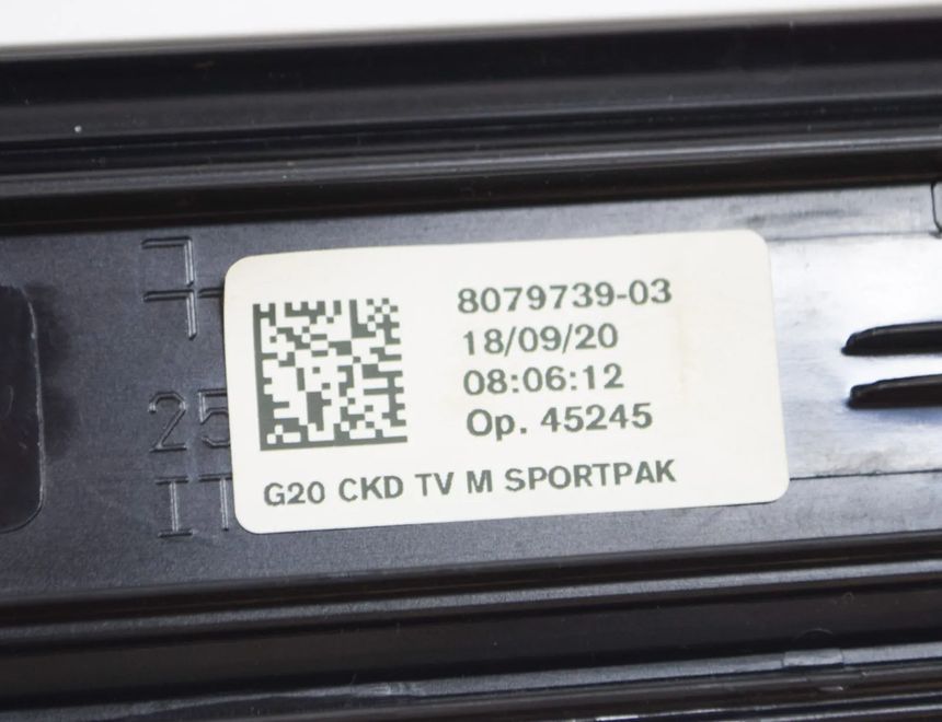 BMW 3 Series G20/G21/G28 (2018-2024) Front Left Sill Trim 8079739 14962869