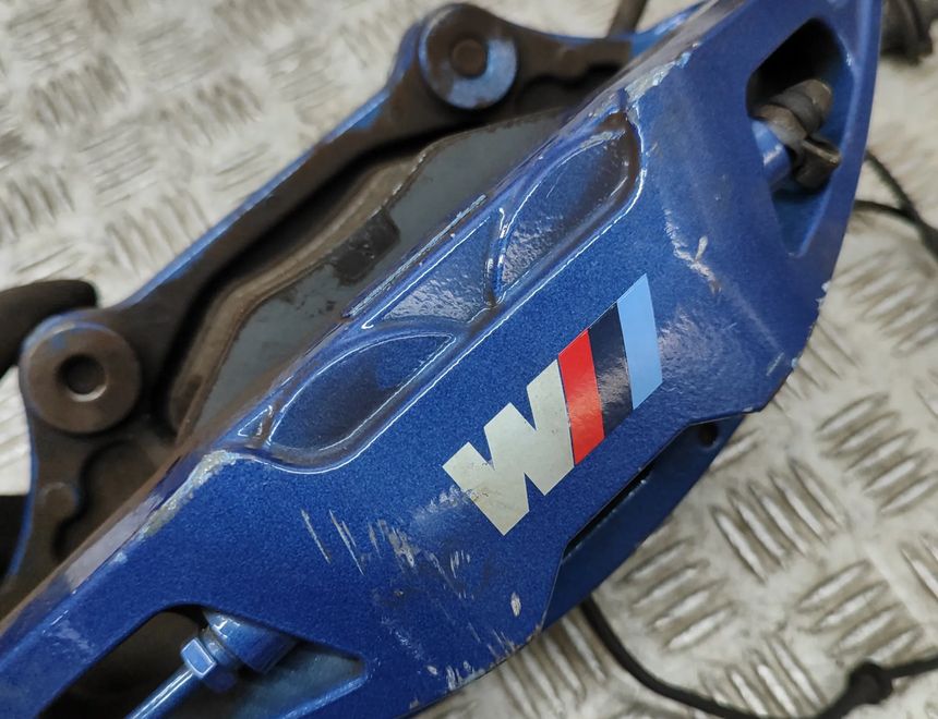 BMW 5 Series G30/G31 (2016-2023) Brzdový systém Kit strmeň & disky 6891235,6891236,6891273,6891274,6881295,6881296 15272275