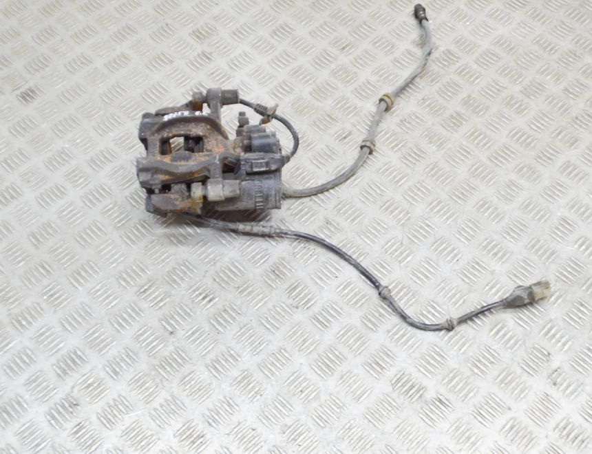 BMW 2 Series Active Tourer F45 (2014-2018) Ľavý zadný brzdový strmeň 6876507,6883033,9332811 18088640