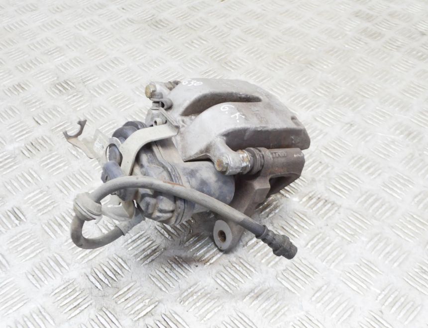 BMW 5 Series G30/G31 (2016-2023) Ľavý zadný brzdový strmeň 6870575,32357541,32357541D 18119806