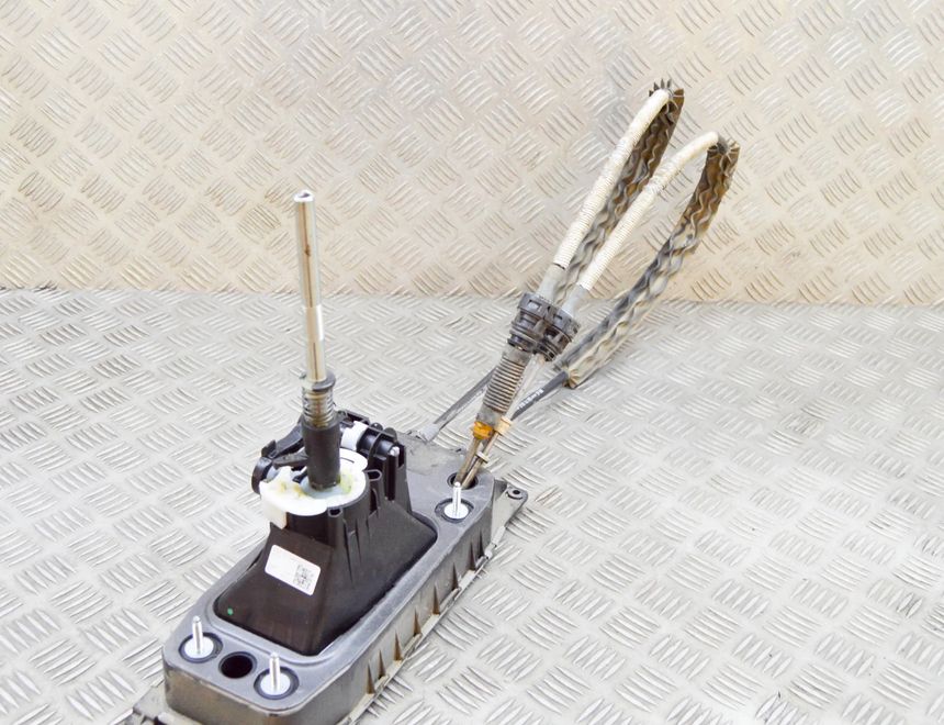 SKODA Octavia 3 generation (2013-2020) Mechanizmus radenia prevodových rýchlostí 5Q0711049AQ,5Q0711061E,5Q0711265R 18183478