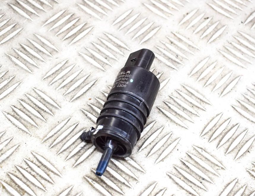 TESLA Model 3 1 generation (2017-2024) Motor nádrže na umývanie HS1-278H9-000,1110164-00-B 20319514