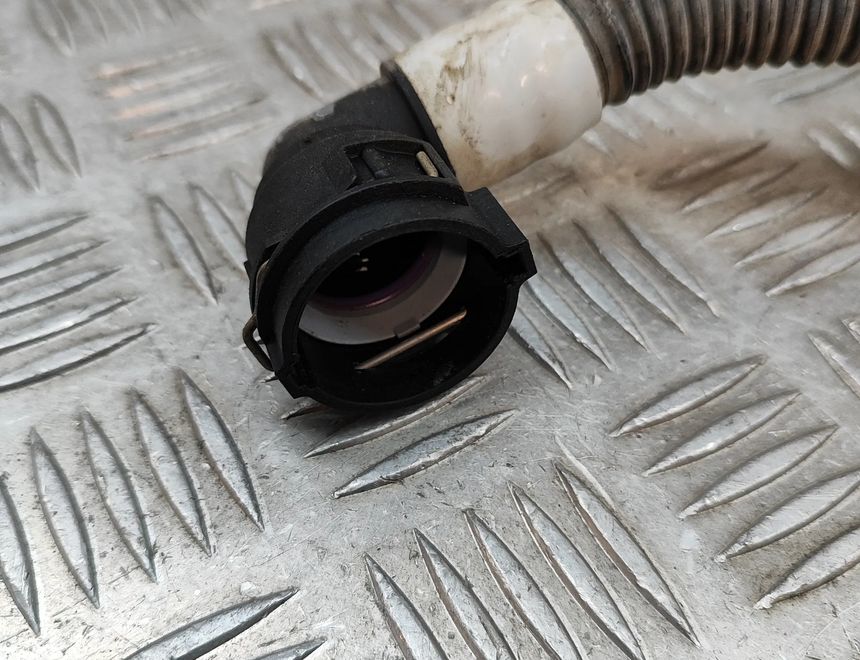 TESLA Model 3 1 generation (2017-2024) Chladiace hadice 1077599-00-D 21671781