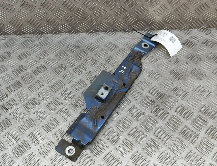 VOLVO V90 2 generation (2016-2024) Držiak ľavého predného blatníka 31416626 21832999