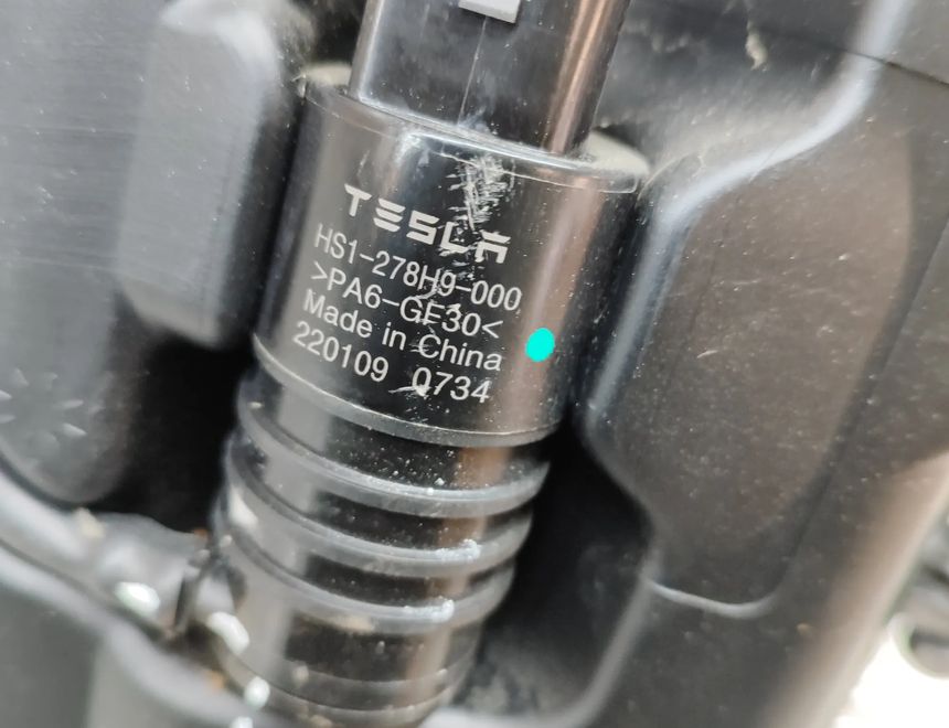TESLA Model Y 1 generation (2020-2024) Бачок омывателя 1607948-00-B,HS1-278H9-000 21908486