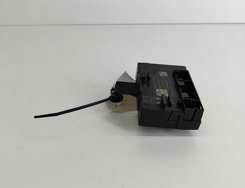 AUDI Q5 8R (2008-2017) Блок управления дверей задние правые 8K0959795D,A2C7325160500,8K0959795G 22229770