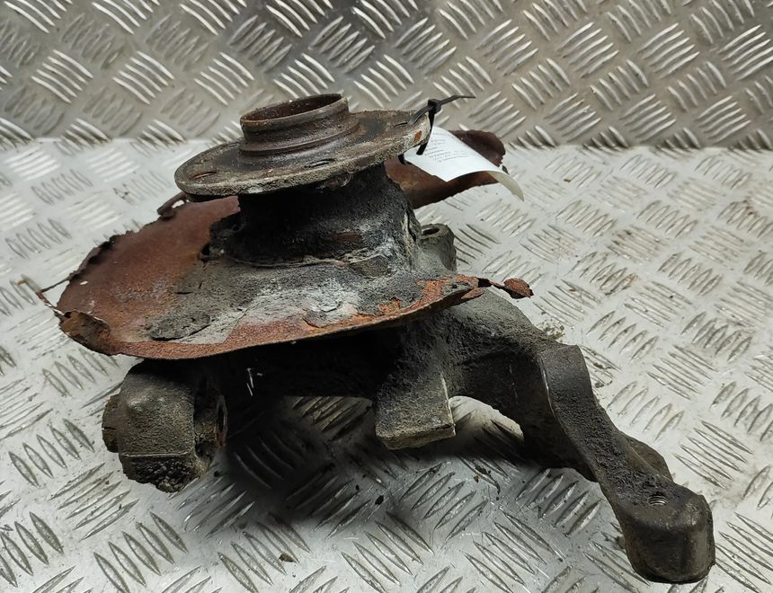 VOLKSWAGEN Golf 7 generation (2012-2024) Pravý zadný náboj kolesa 5Q0505436J 22758993