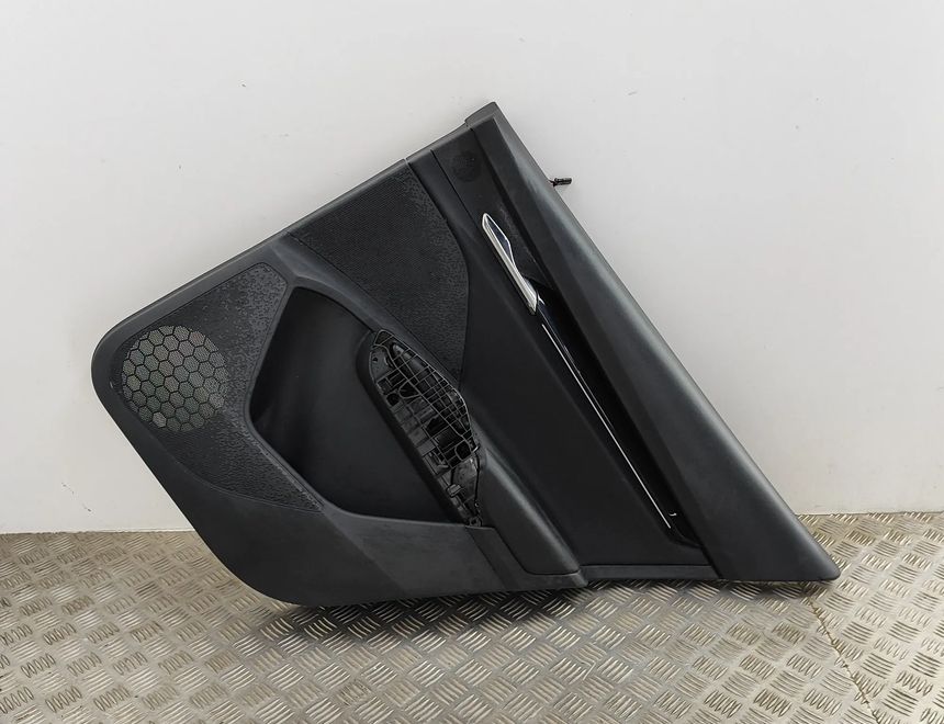 SKODA Enyaq 1 generation (2020-2023) Interiérové sedadlá s kitom dverí 5LB867014G,5LG867023F,5LG867024F,1EA959760H,4K0881105K,5WA881046F,5LA885375G,3V0885502T,3V0885501C,5LB867013G 25079690