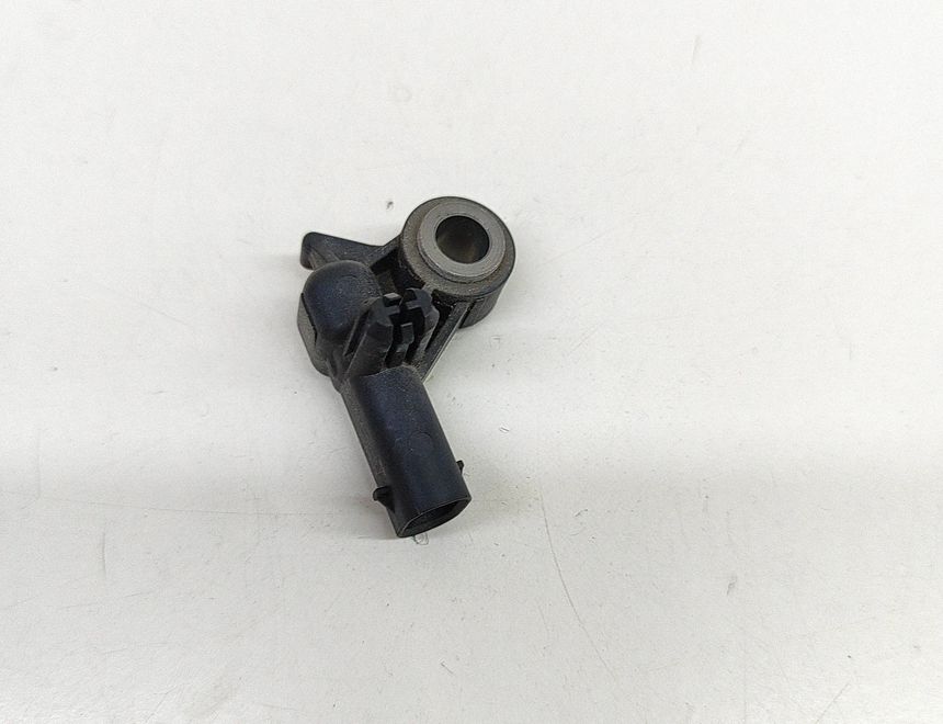 TESLA Model Y 1 generation (2020-2024) Pravý predný senzor nárazu 1473444-00-B 25291632