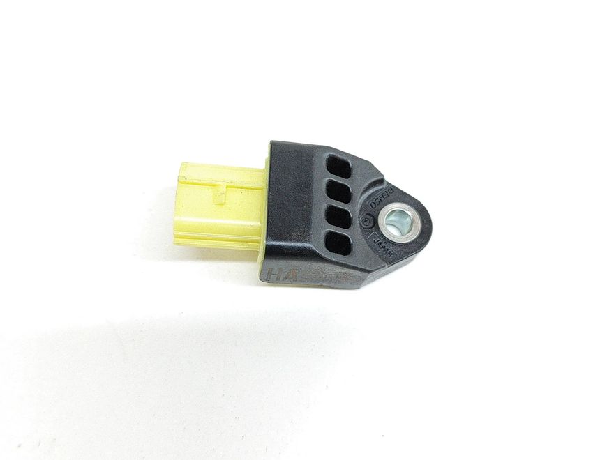 TOYOTA RAV4 4 generation (XA40) (2012-2018) Ľavý zadný senzor nárazu 89831-12030 25424687