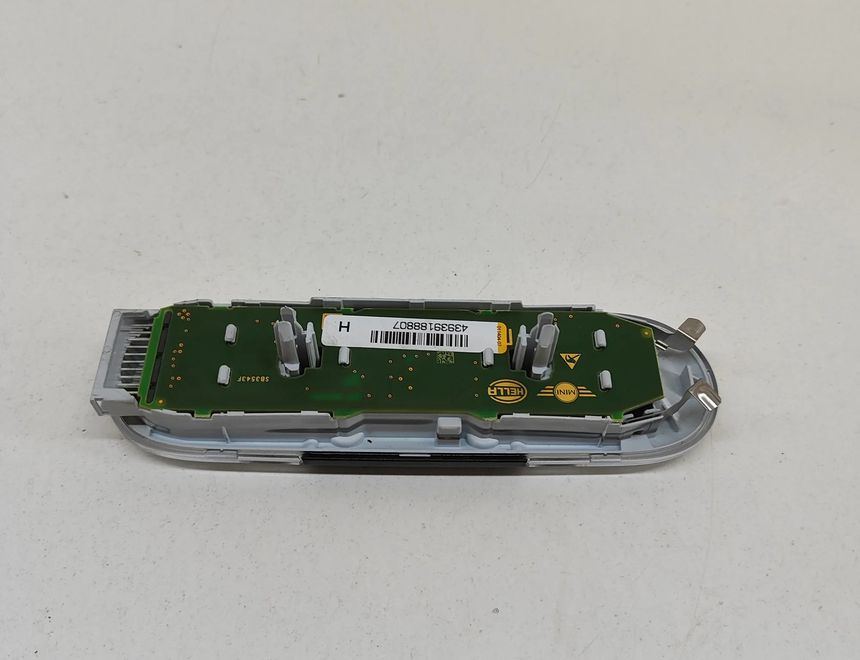 MINI Countryman 2 generation (F60) (2016-2024) Interiérové osvetlenie 9391888 26290272