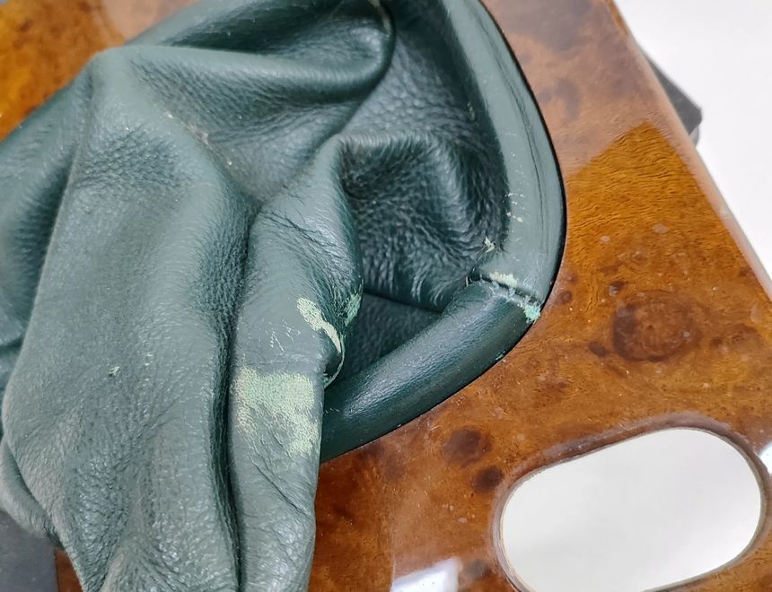 ASTON MARTIN DB7 1 generation (1999-2003) Отделка центральной консоли 69-83377,83-83375,SPB8364 26458423